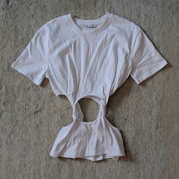 Zara Tops - Zara White Twisted Cut-Out T Shirt Top